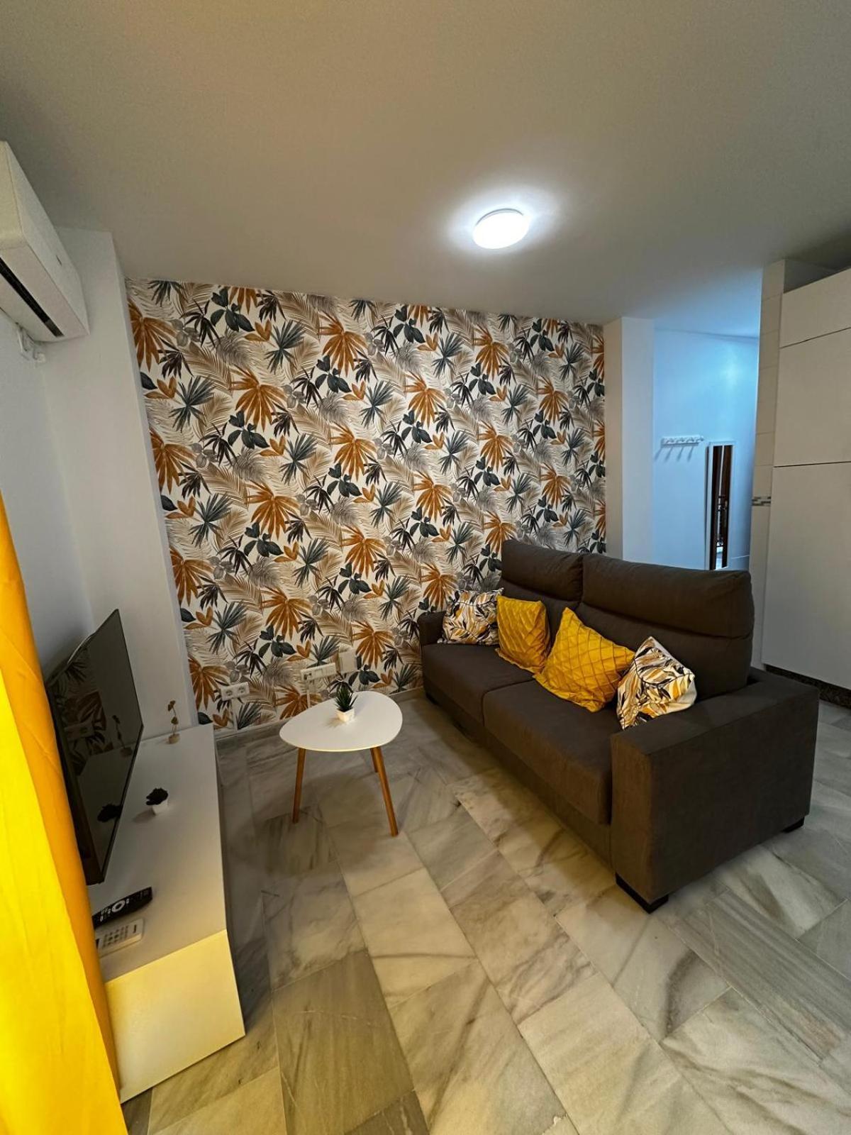 Coqueto Estudio Junto Al Mar-apartamentos Don Diego En La Carihuela Apartamento Torremolinos